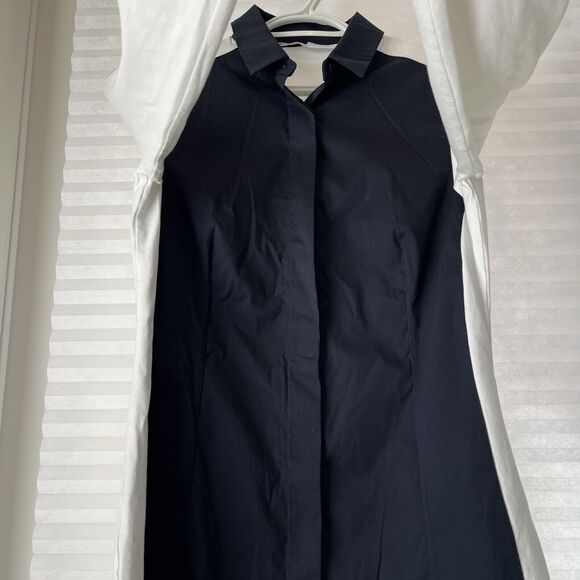 Akris Punto Exclusive for Saks Fifth Avenue Shirt color block navy-white, size 4 - Picture 3 of 8
